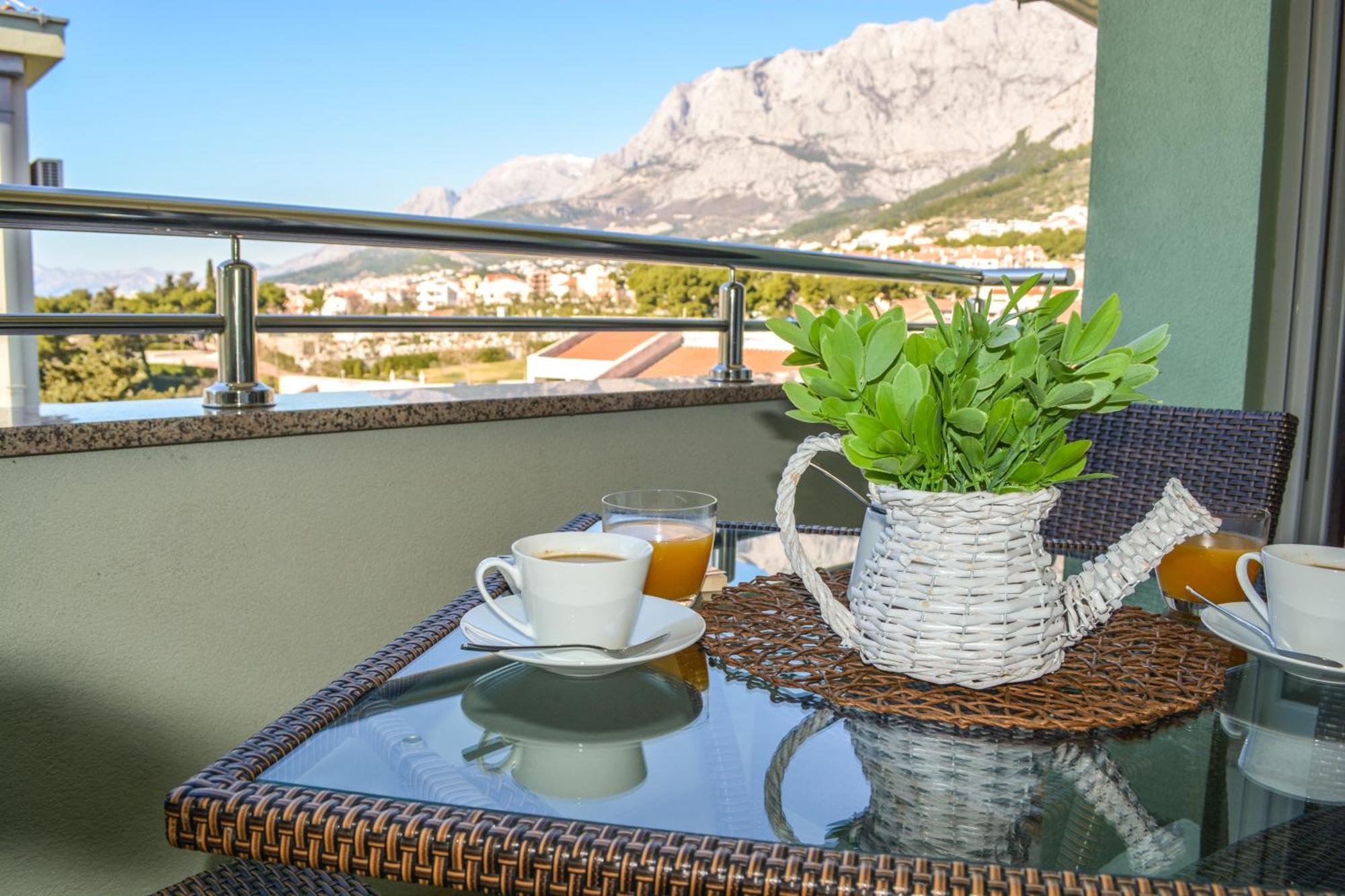 Apartment Sopta Makarska Esterno foto