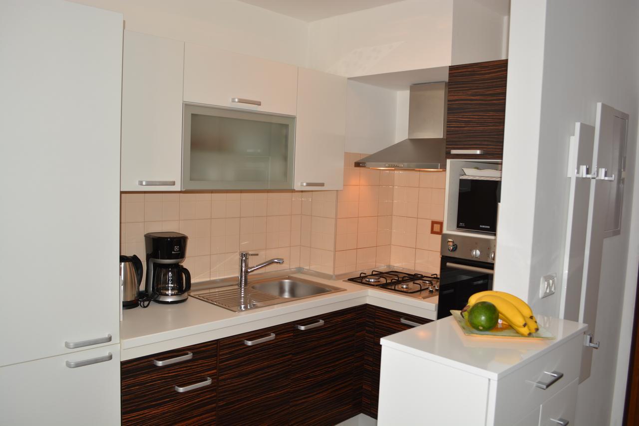 Apartment Sopta Makarska Esterno foto